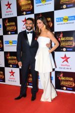 Deepika Padukone, Ranveer Singh at Big Star Awards in Mumbai on 13th Dec 2015